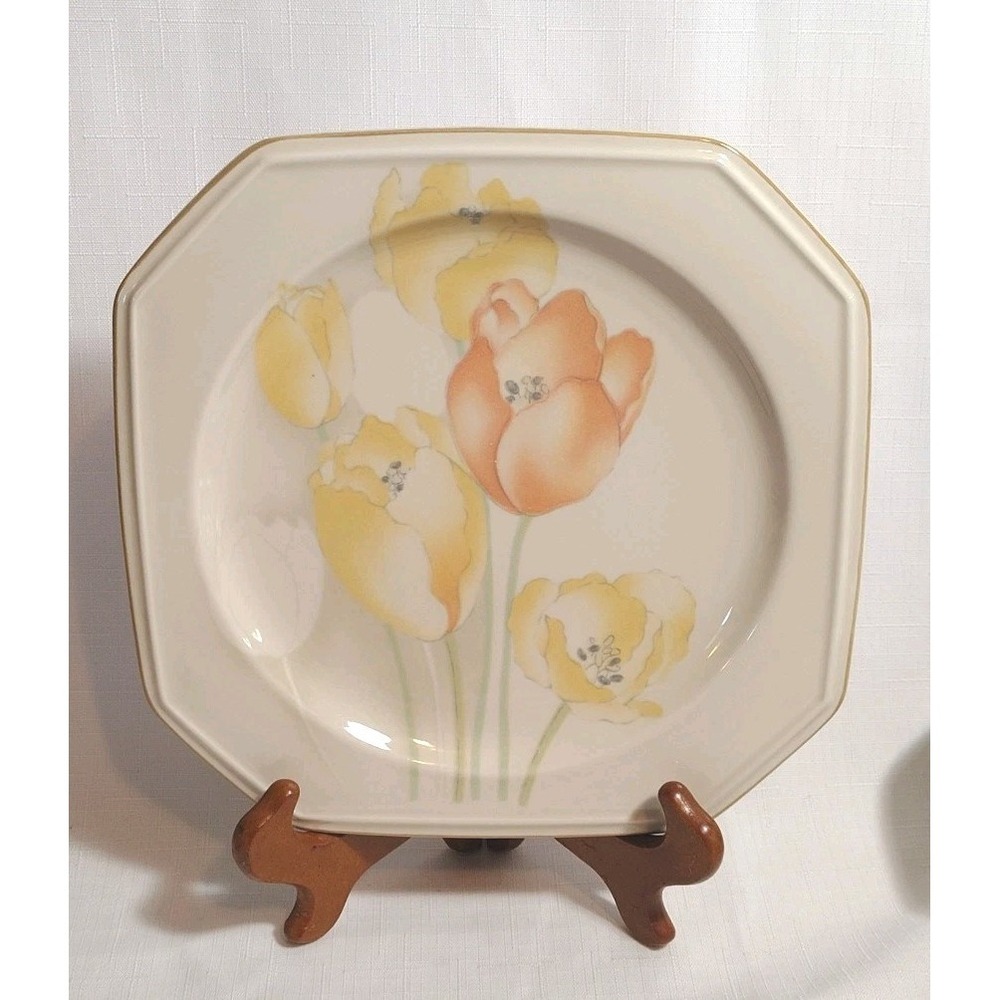 Mikasa CONTINENTAL IVORY  DUTCH GARDEN "4008 REPLACEMENT Salad Plate 9"